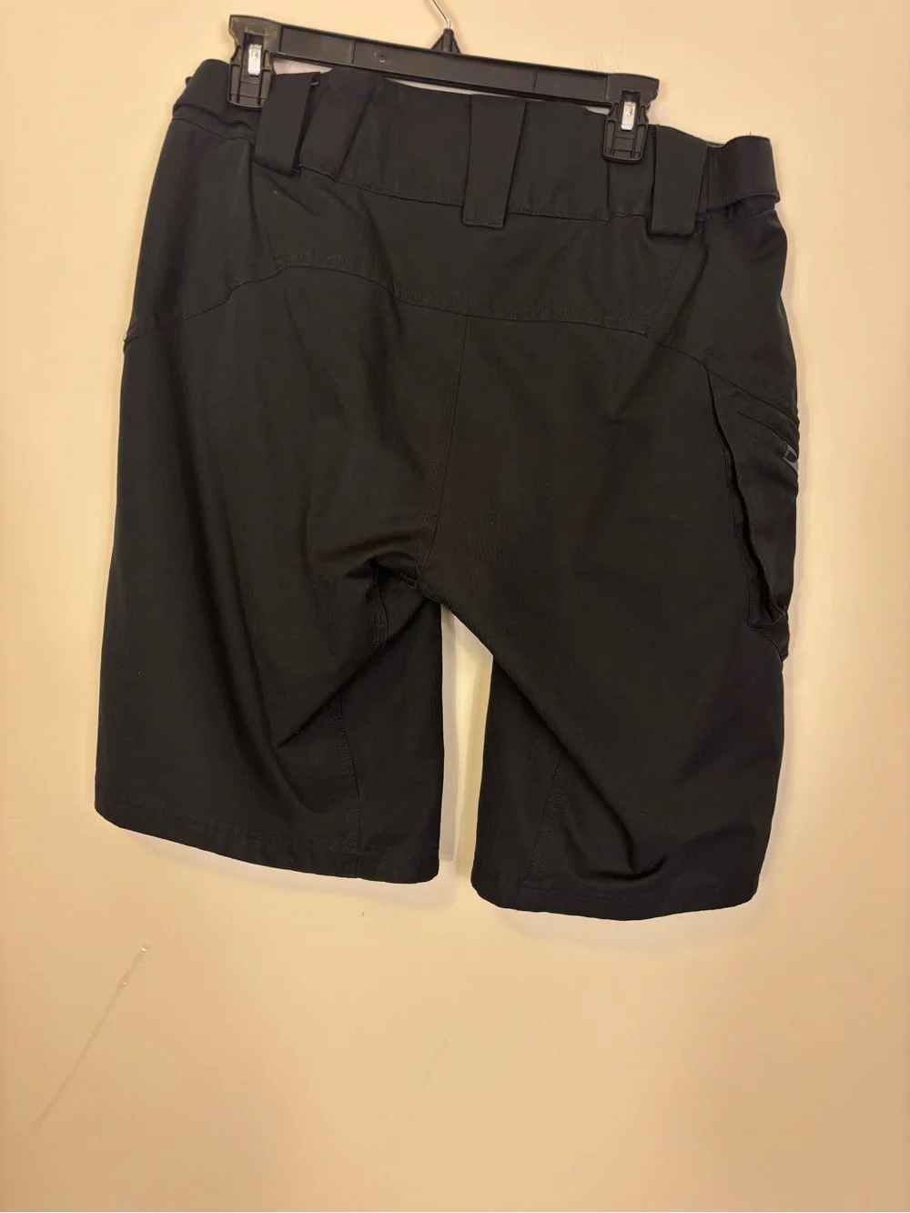 The North Face Men’s Black Athletic Outdoor Shorts Medium